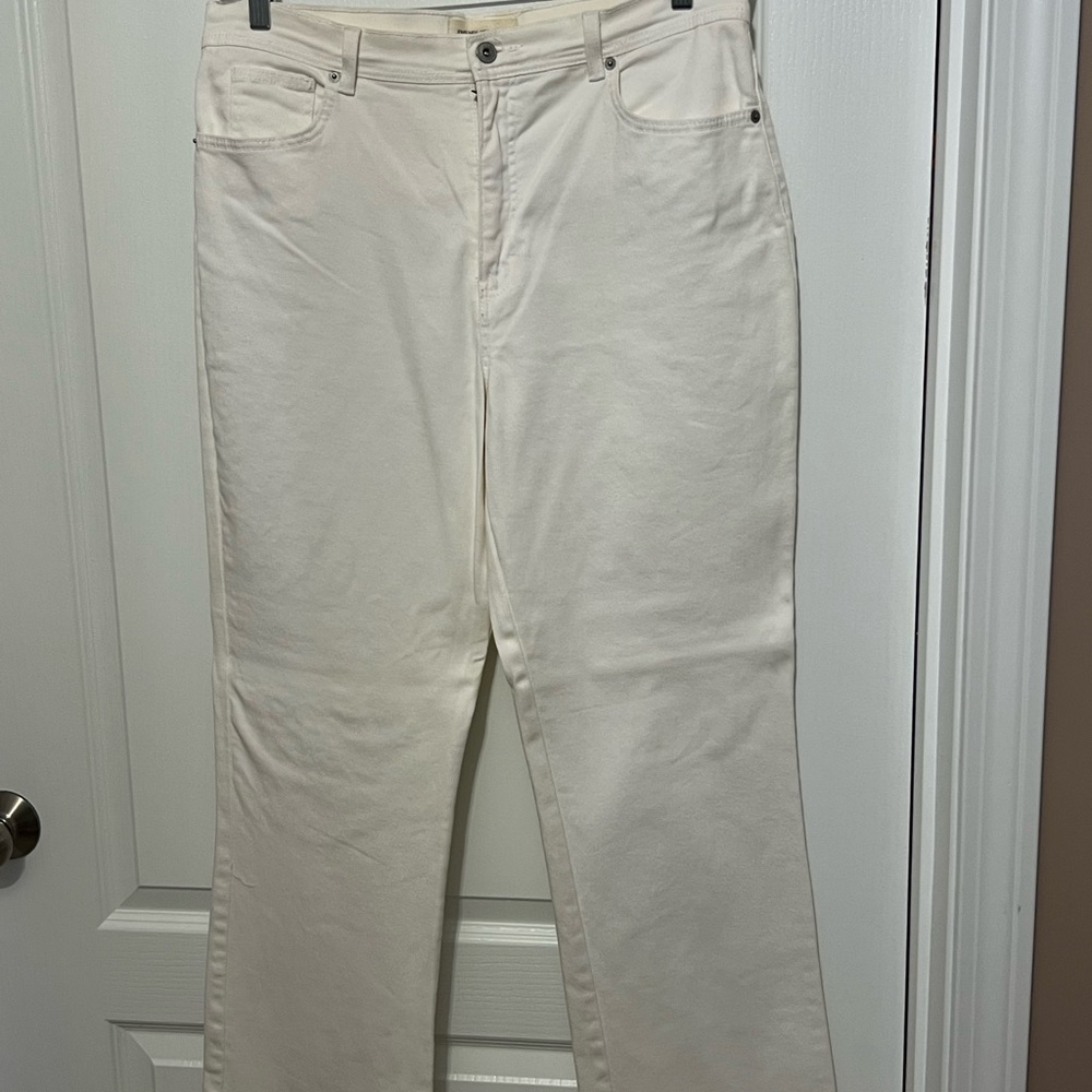 Jones New York Women's White Jeans, sz 16